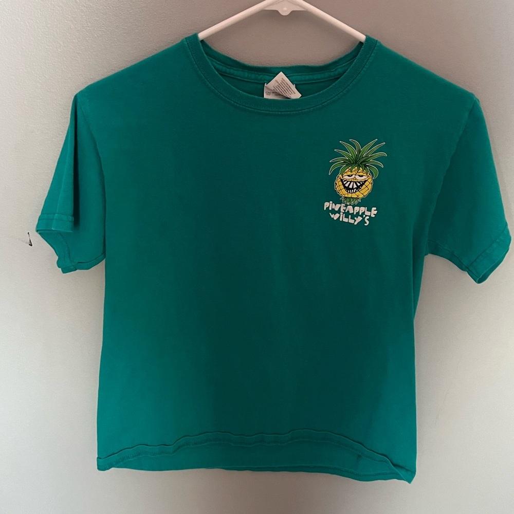 Girls pineapple willy’s t shirt